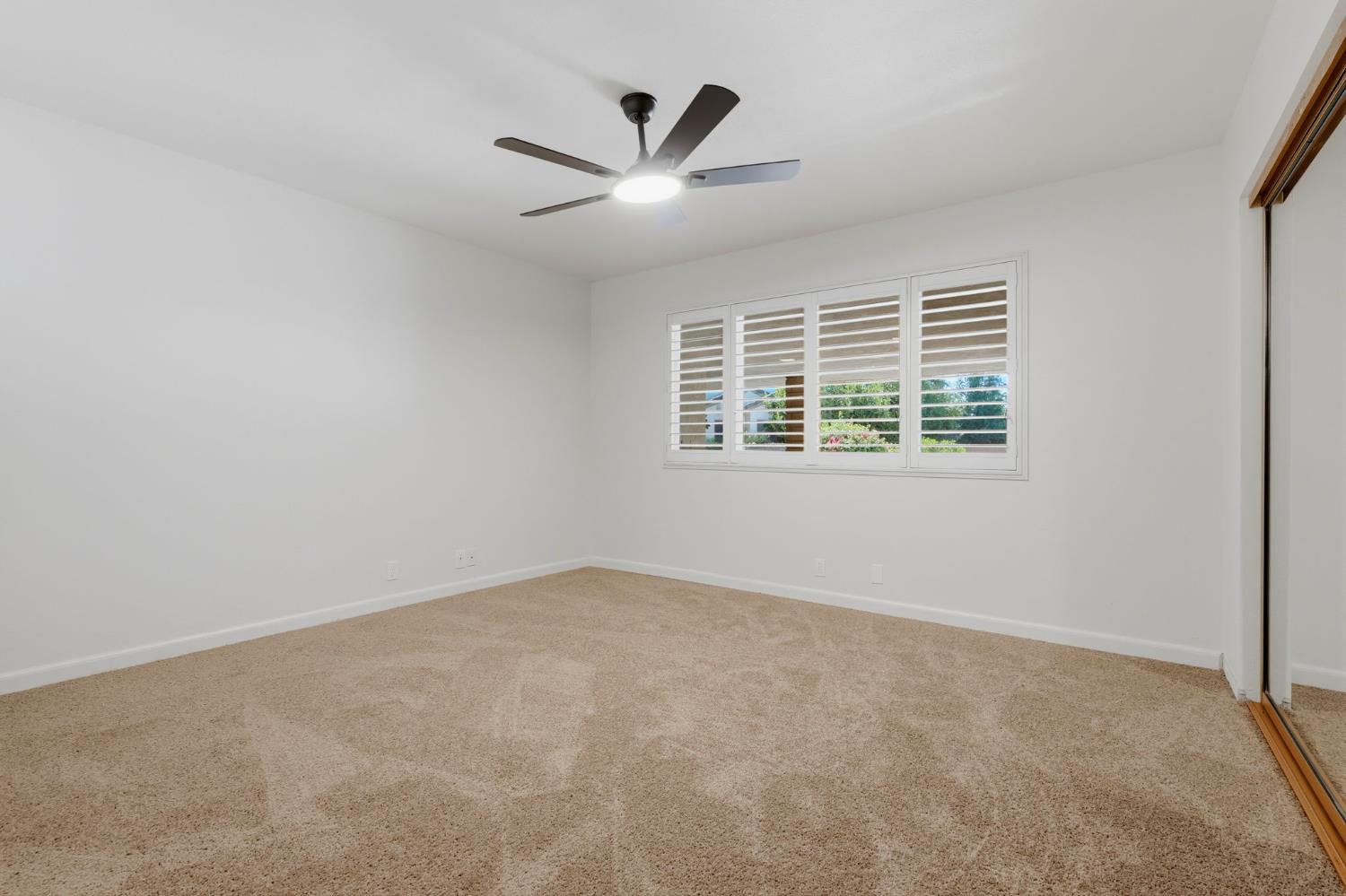 15126 Avenue 312, Visalia, CA 93292