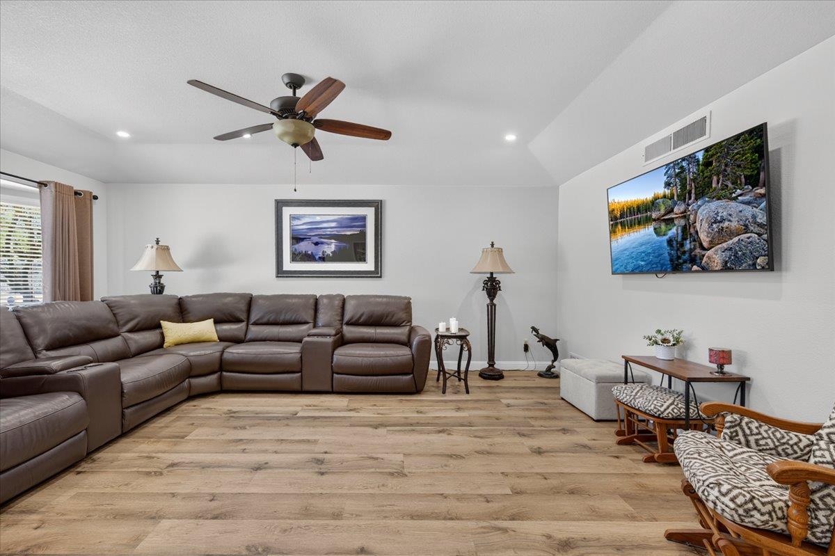 3733 W Wathen Ave, Fresno, CA 93711