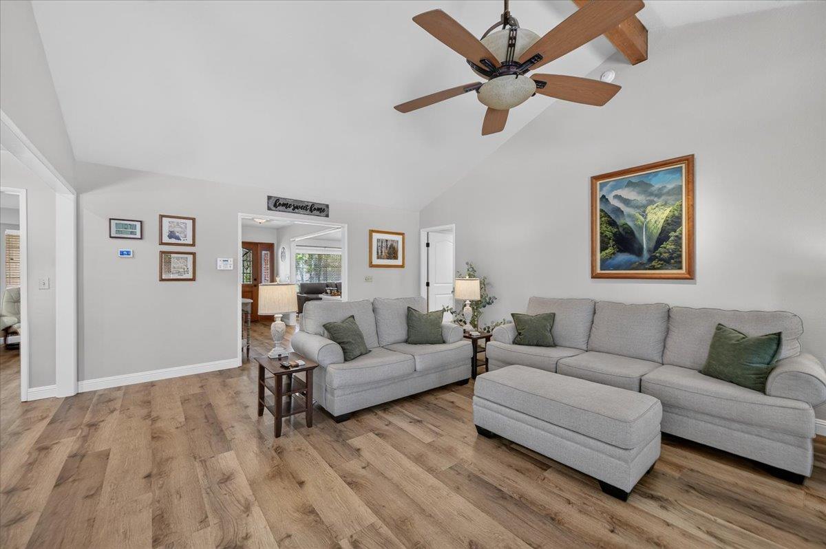 3733 W Wathen Ave, Fresno, CA 93711