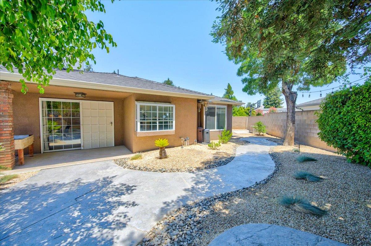 3733 W Wathen Ave, Fresno, CA 93711
