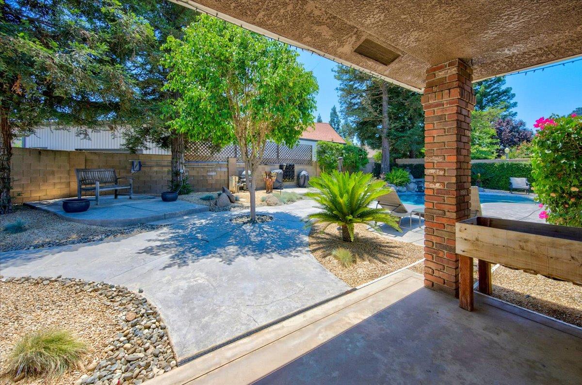 3733 W Wathen Ave, Fresno, CA 93711