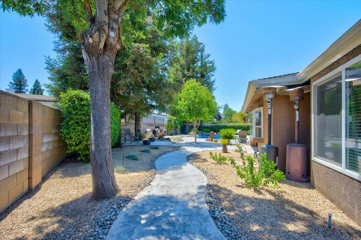 3733 W Wathen Ave, Fresno, CA 93711