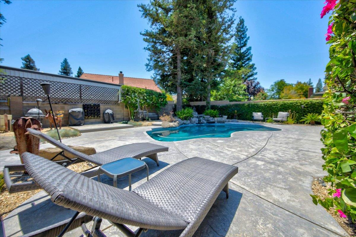 3733 W Wathen Ave, Fresno, CA 93711