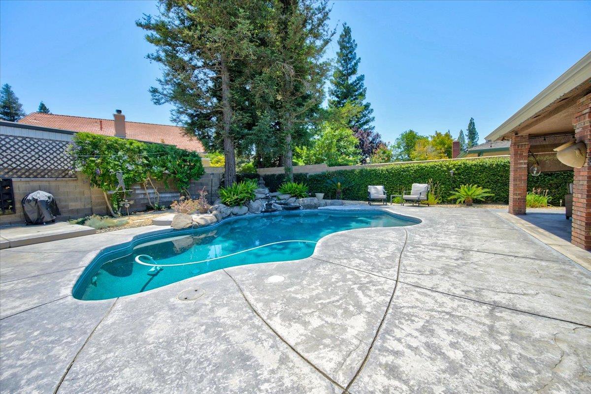 3733 W Wathen Ave, Fresno, CA 93711
