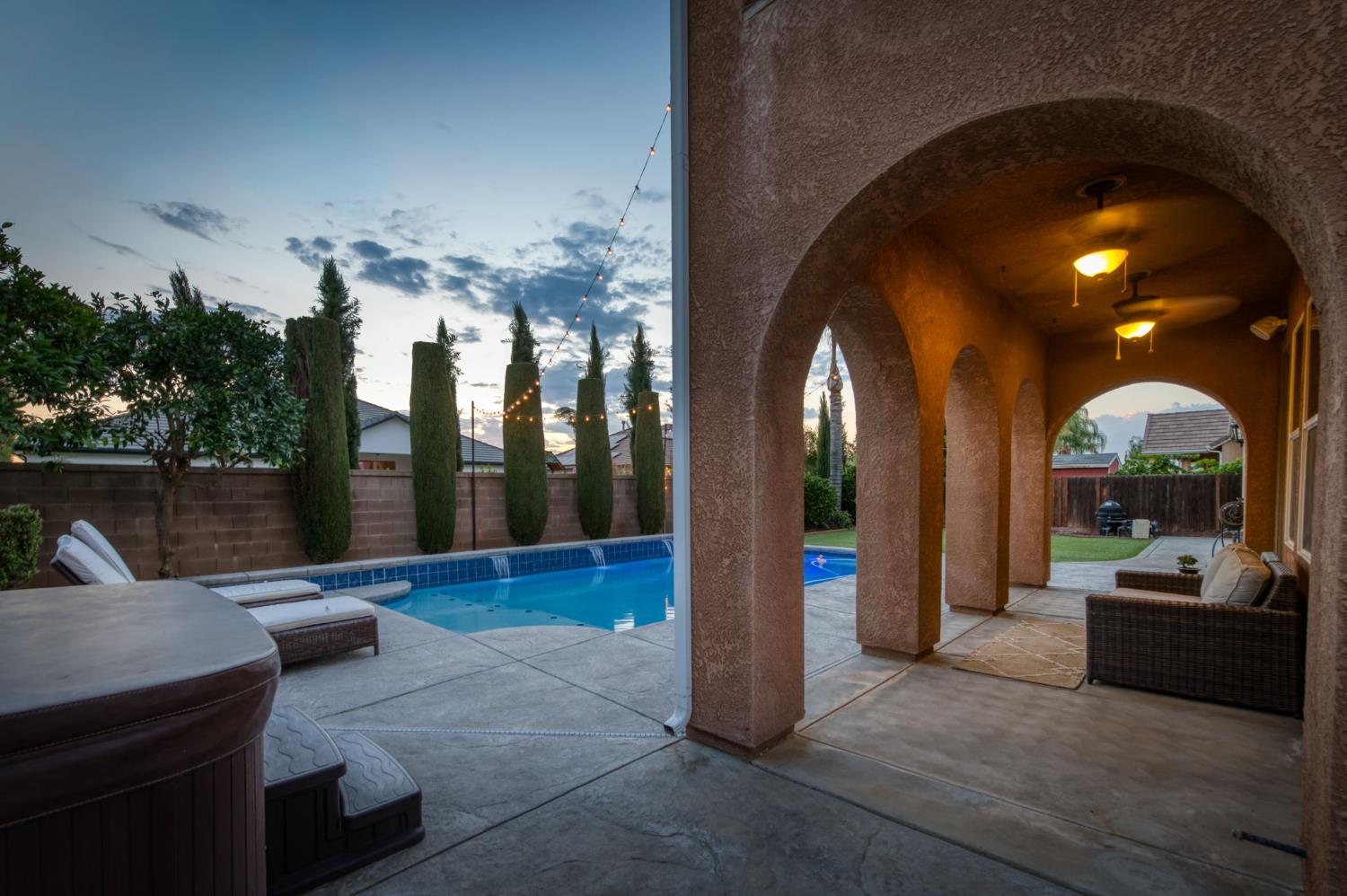1802 N Kaweah Ave, Clovis, CA 93619