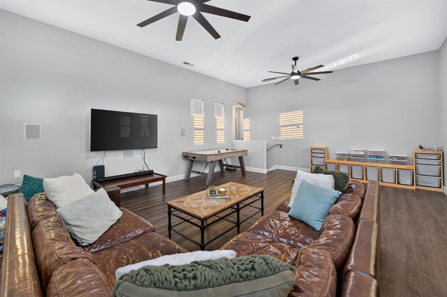 1802 N Kaweah Ave, Clovis, CA 93619