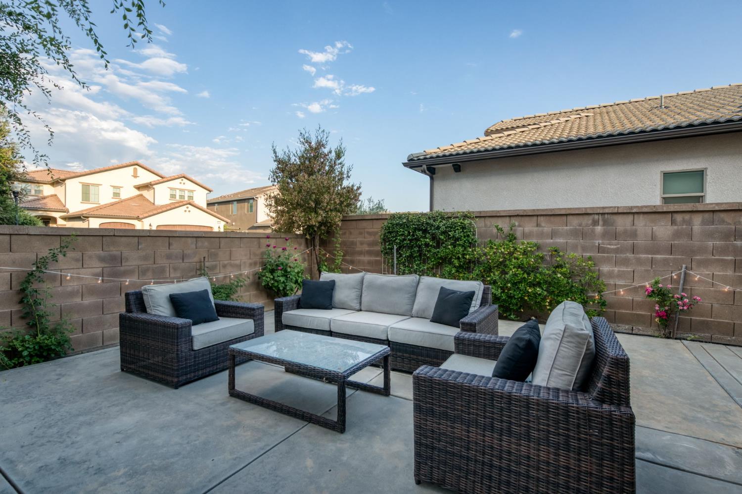 1802 N Kaweah Ave, Clovis, CA 93619