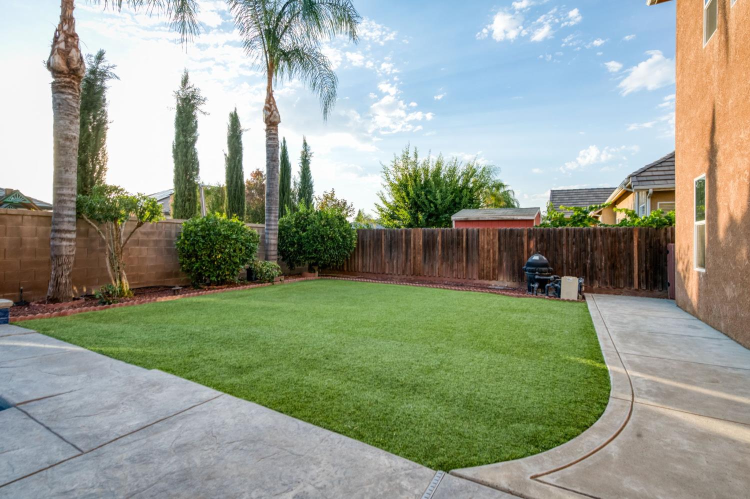 1802 N Kaweah Ave, Clovis, CA 93619