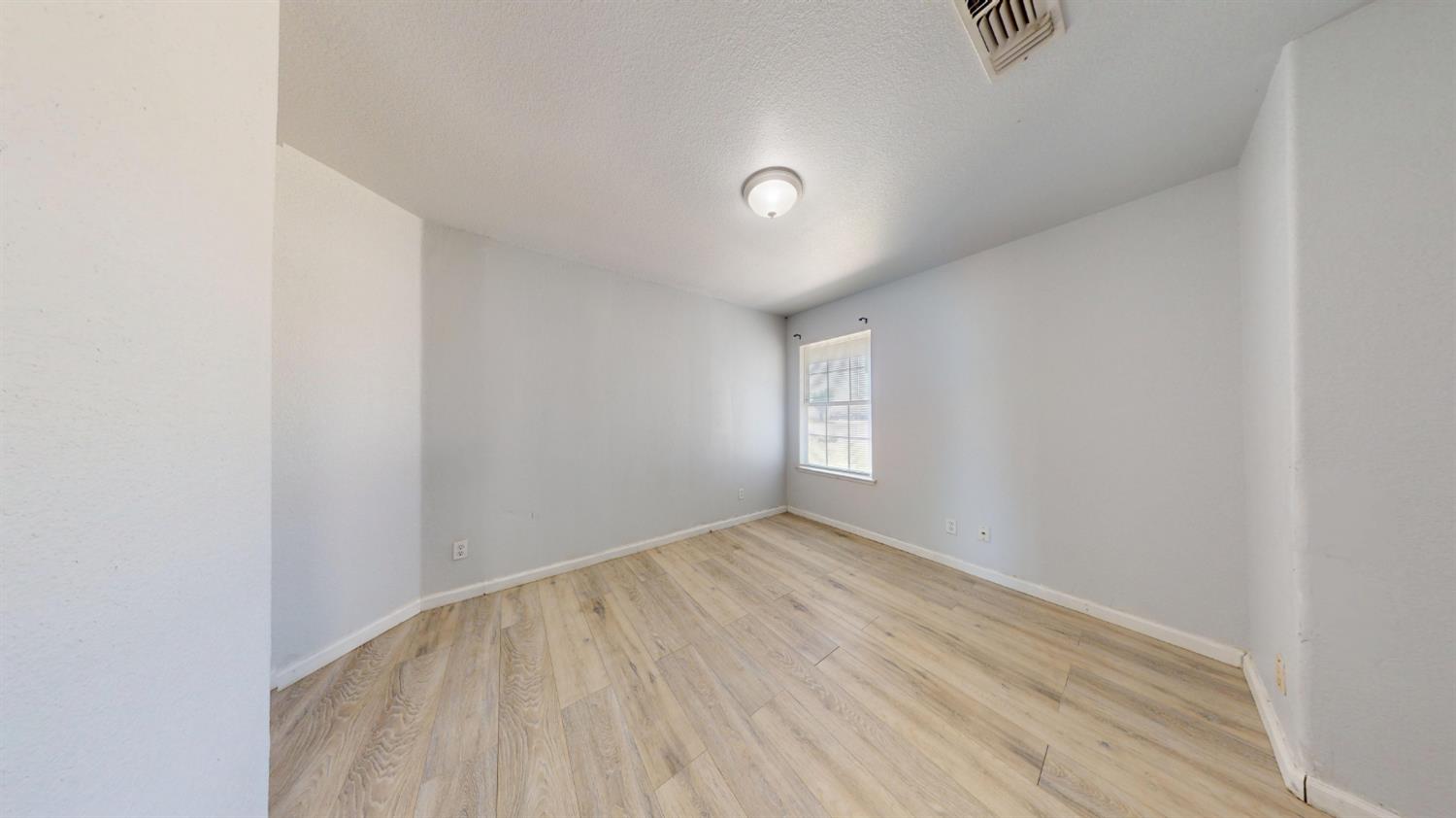101 Oak Ct, Chowchilla, CA 93610