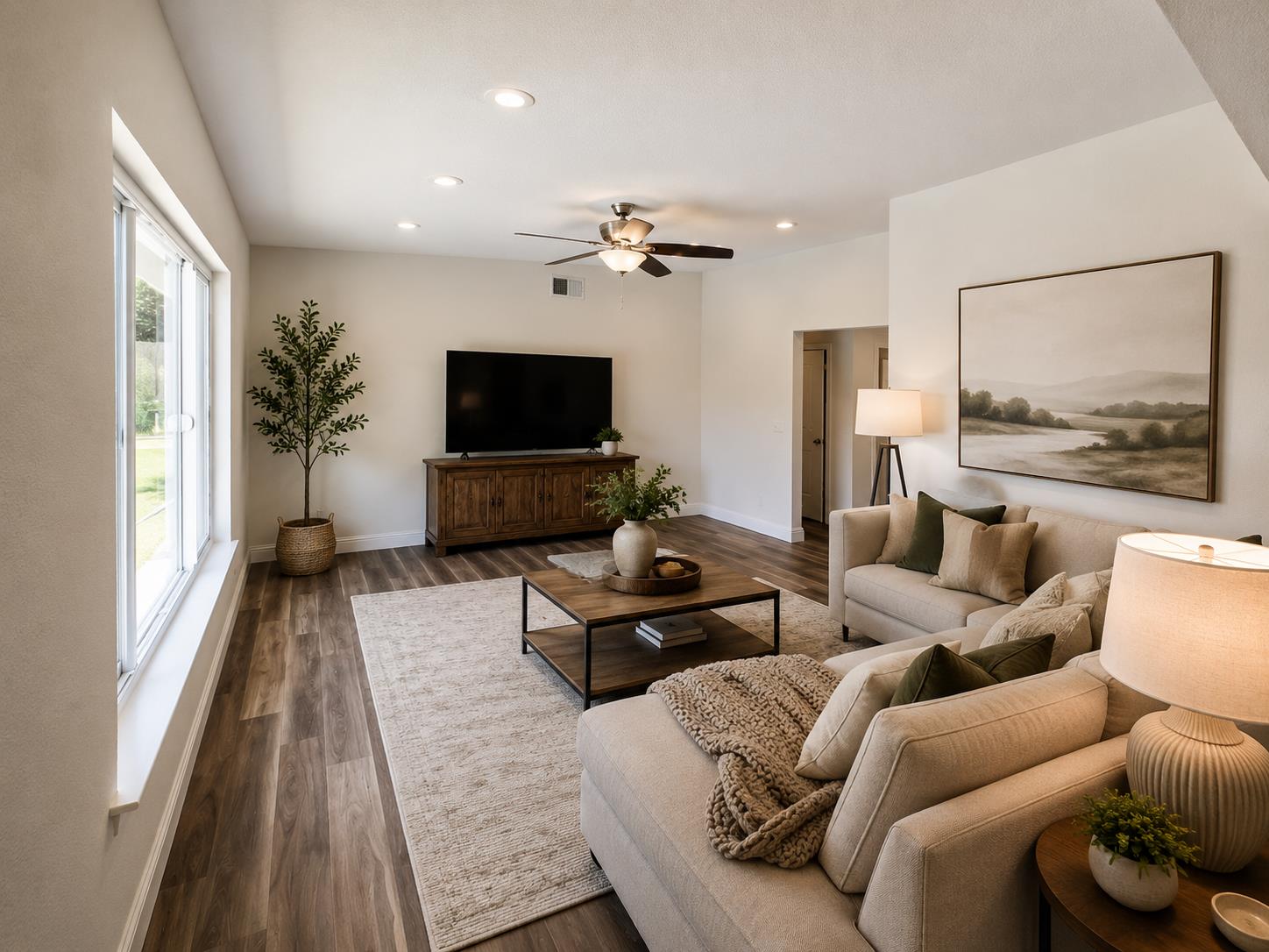 1517 lincoln, Clovis, CA 93611
