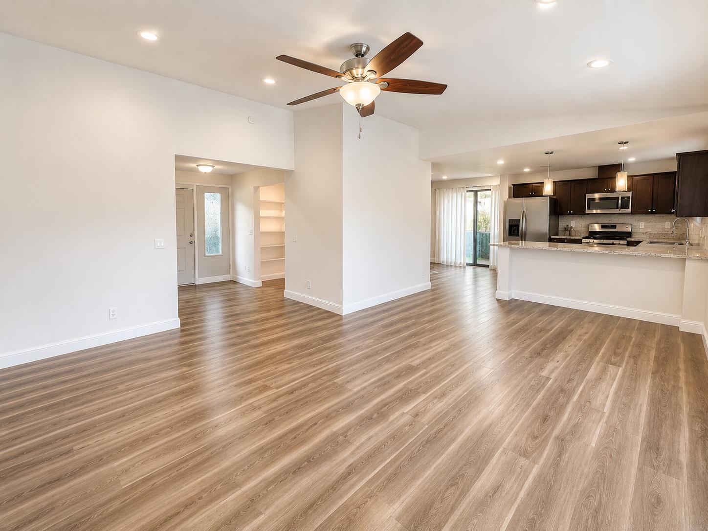 1517 lincoln, Clovis, CA 93611
