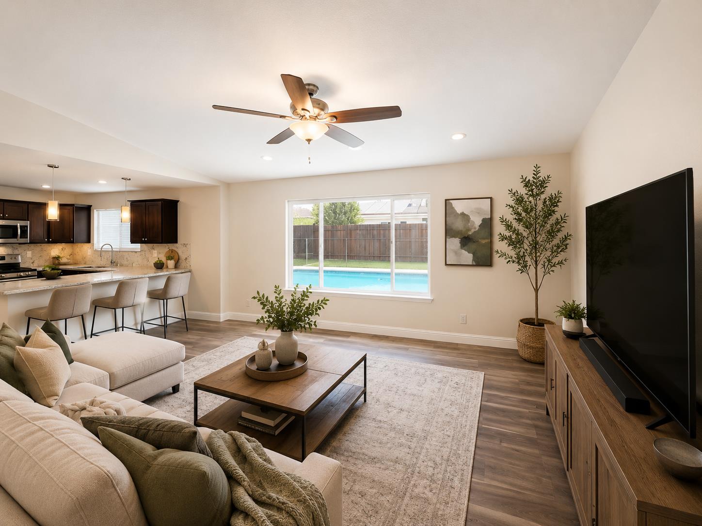 1517 lincoln, Clovis, CA 93611