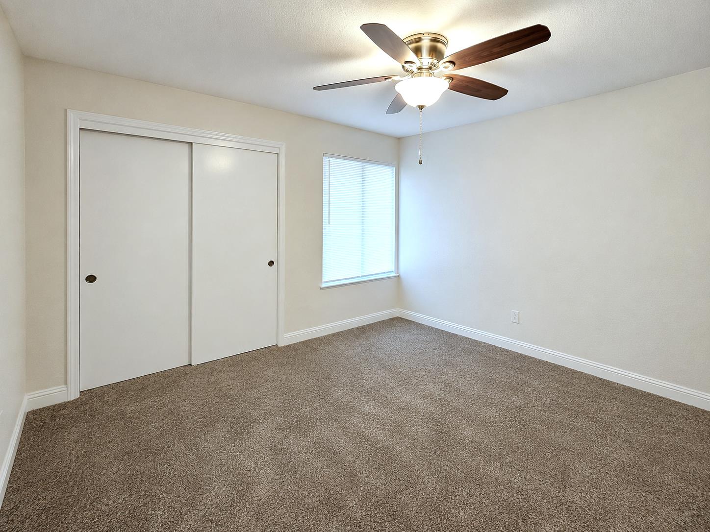 1517 lincoln, Clovis, CA 93611