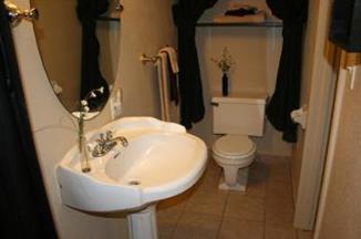 822 W Alamos, Clovis, CA 93612