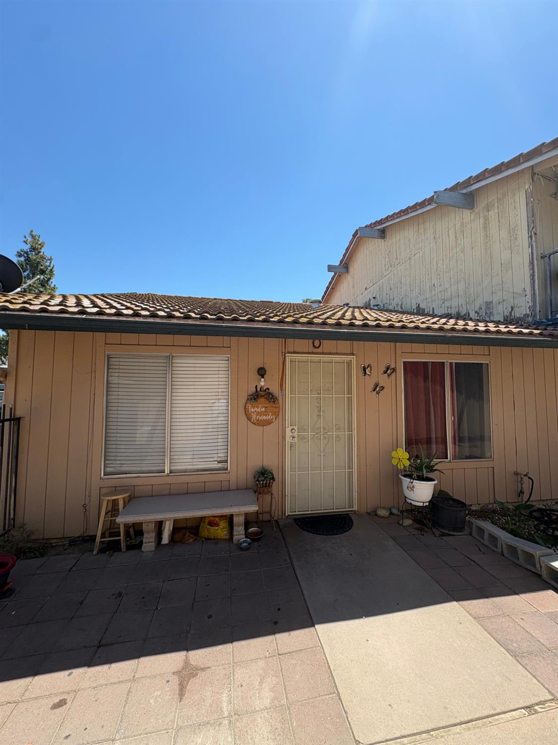 657 W Parlier Ave #116, Reedley, CA 93654