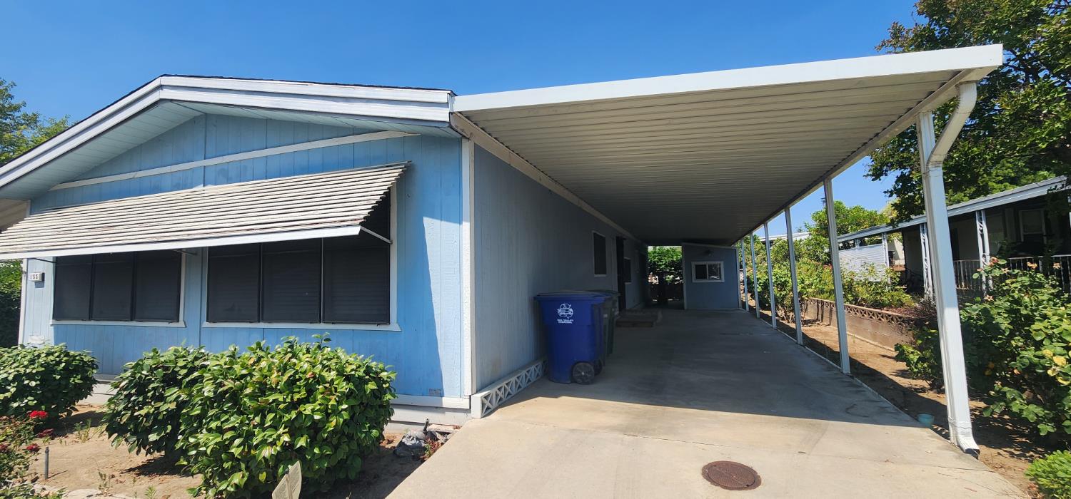 1300 W Olson Ave #155, Reedley, CA 93654