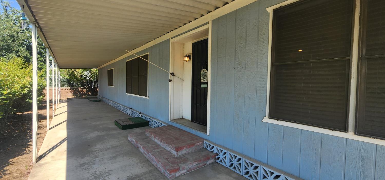 1300 W Olson Ave #155, Reedley, CA 93654