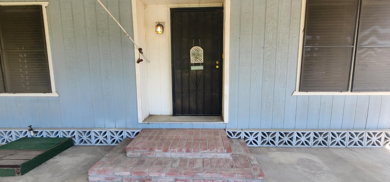 1300 W Olson Ave #155, Reedley, CA 93654