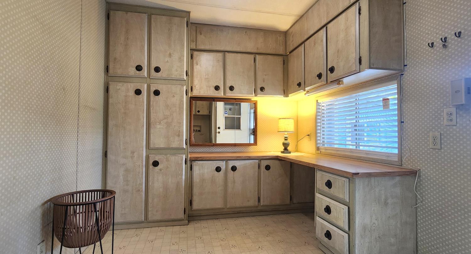 1300 W Olson Ave #155, Reedley, CA 93654