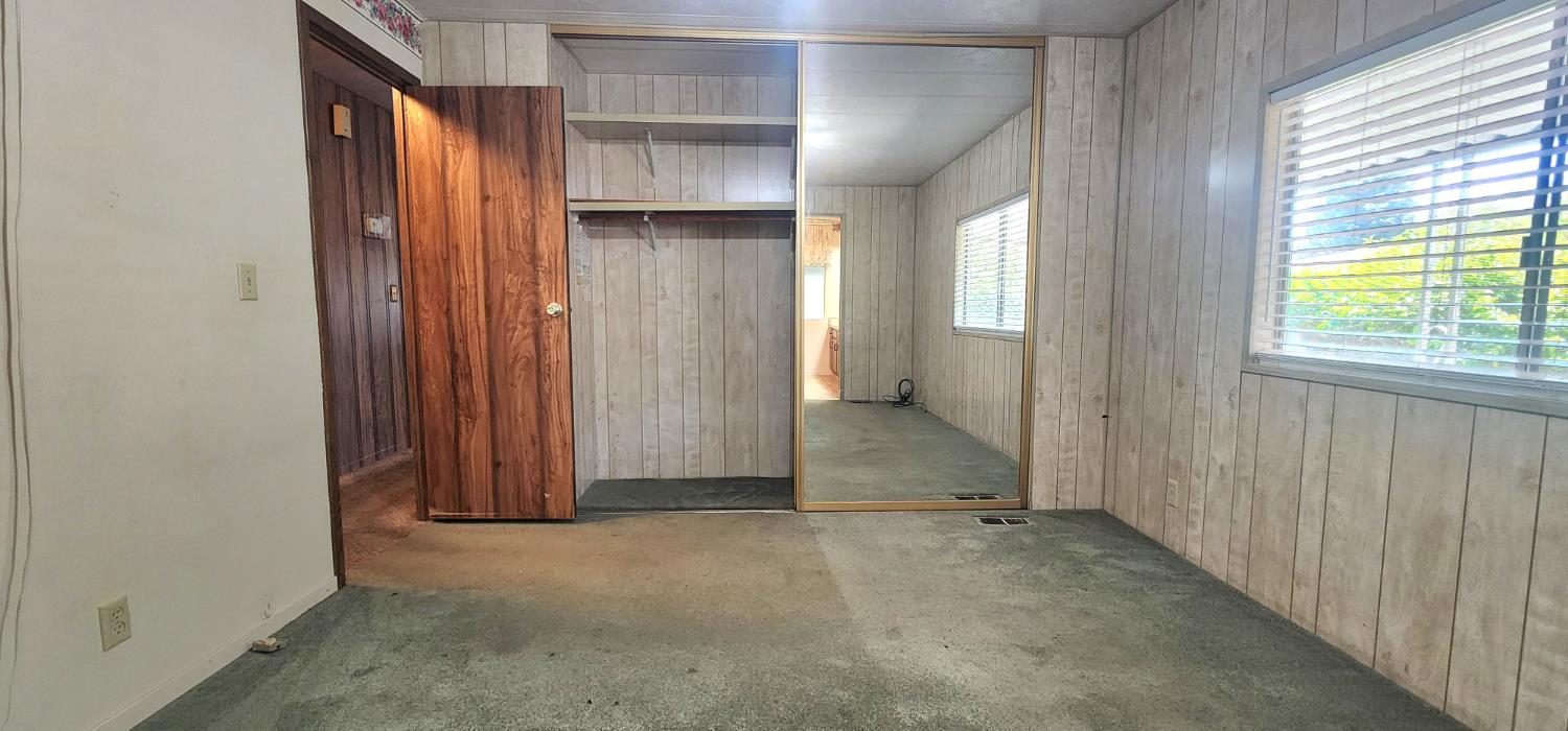 1300 W Olson Ave #155, Reedley, CA 93654