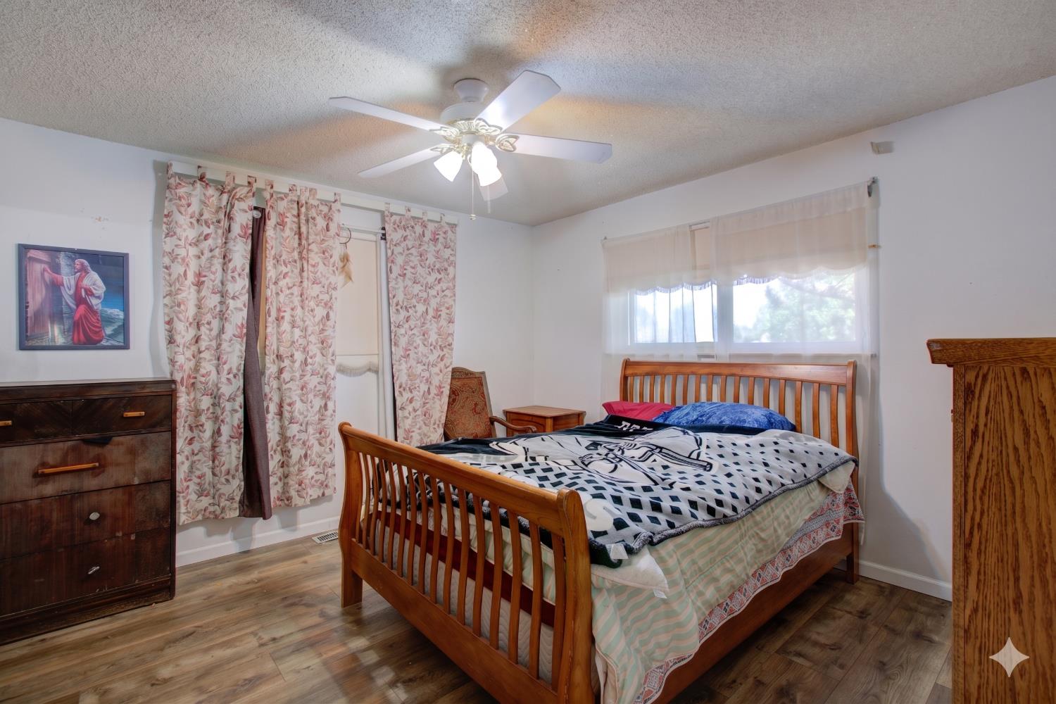 105 Gill Way, Chowchilla, CA 93610