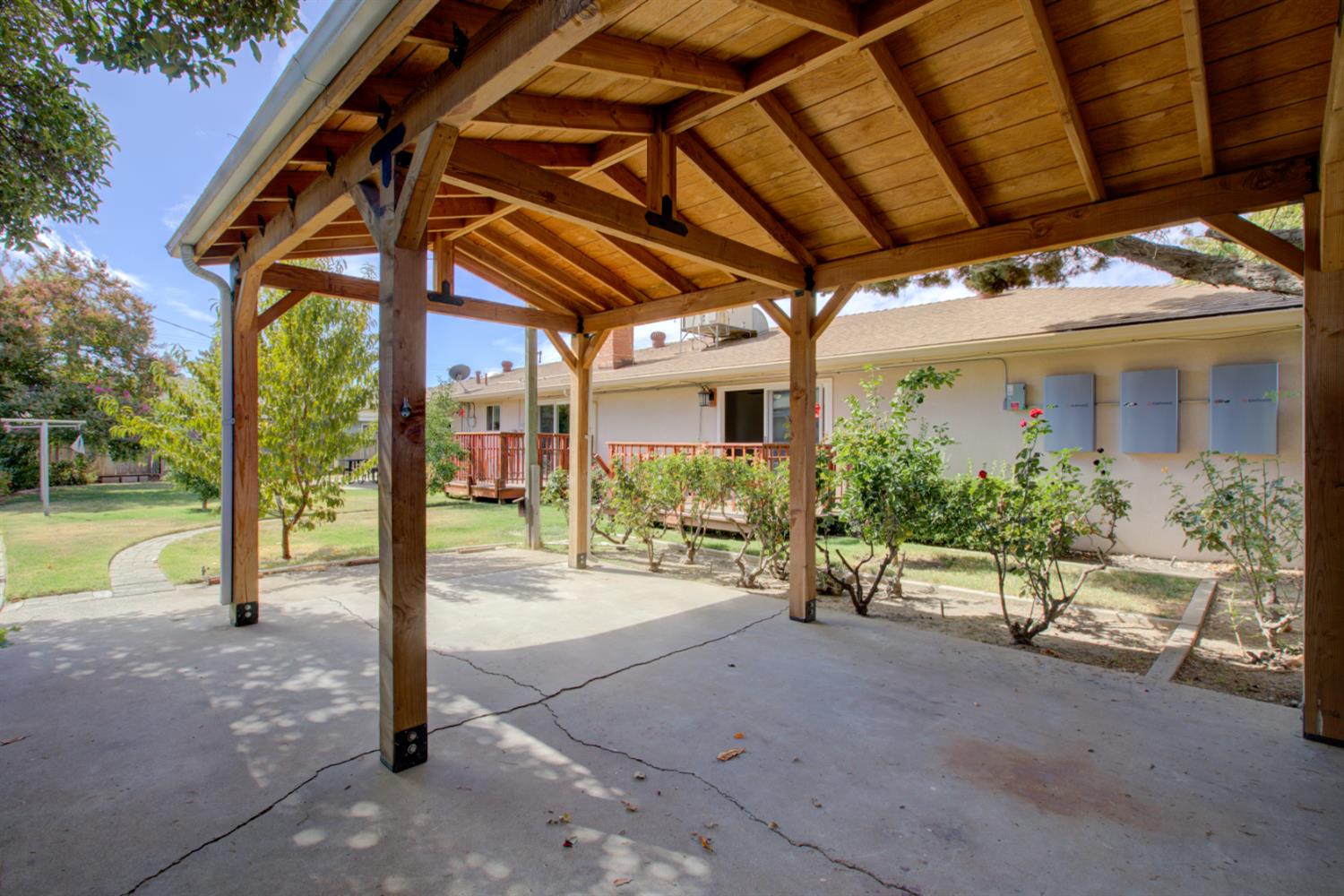 105 Gill Way, Chowchilla, CA 93610