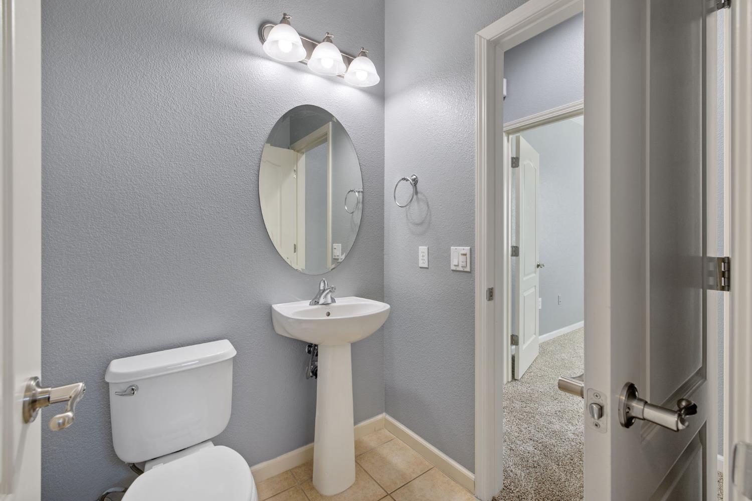 2117 Boccioni Ln, Clovis, CA 93611