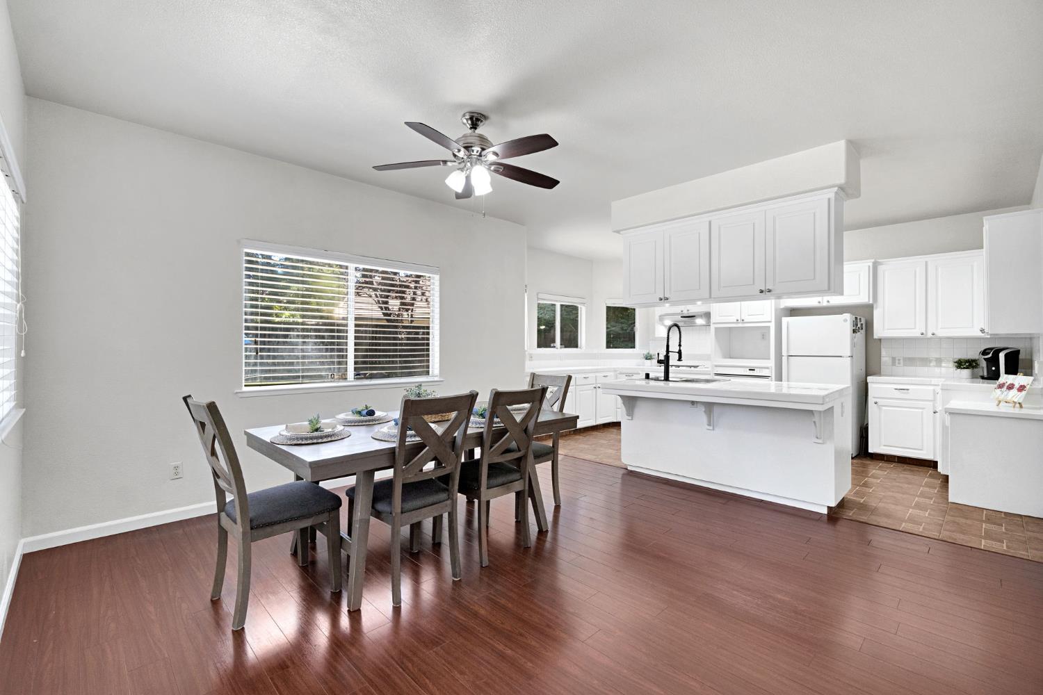 838 E Omaha Ave, Fresno, CA 93720