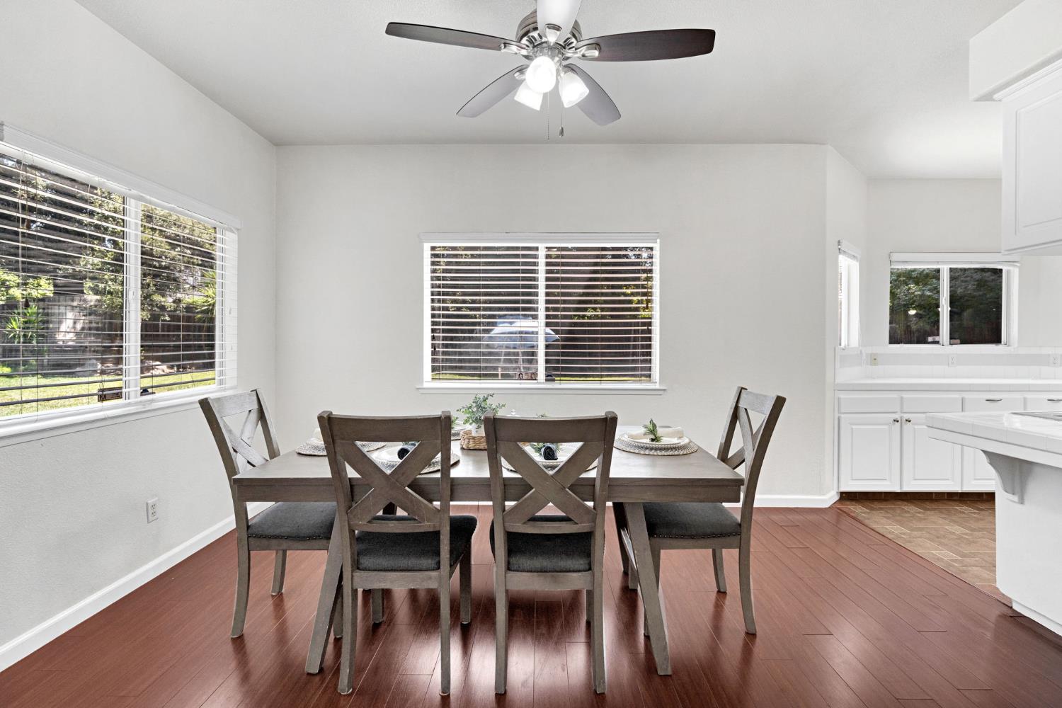 838 E Omaha Ave, Fresno, CA 93720