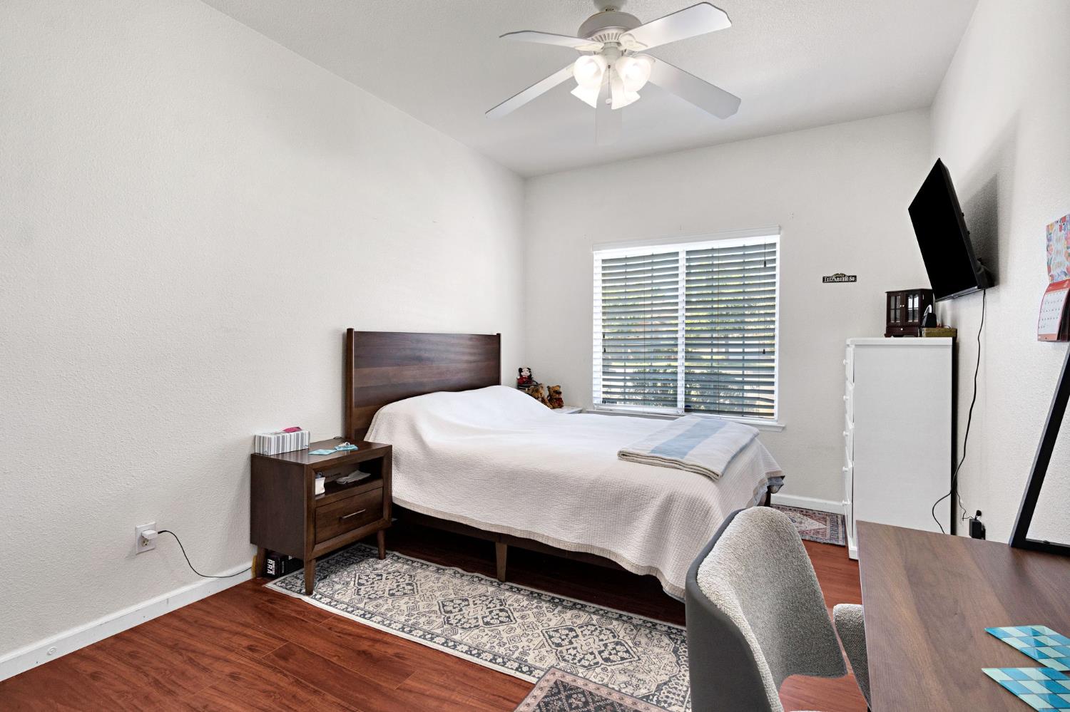 838 E Omaha Ave, Fresno, CA 93720
