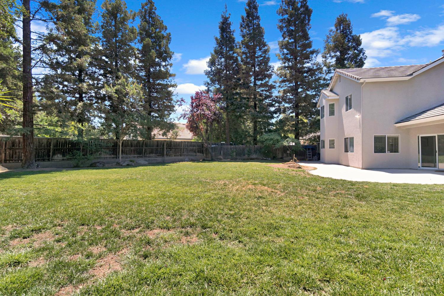 838 E Omaha Ave, Fresno, CA 93720