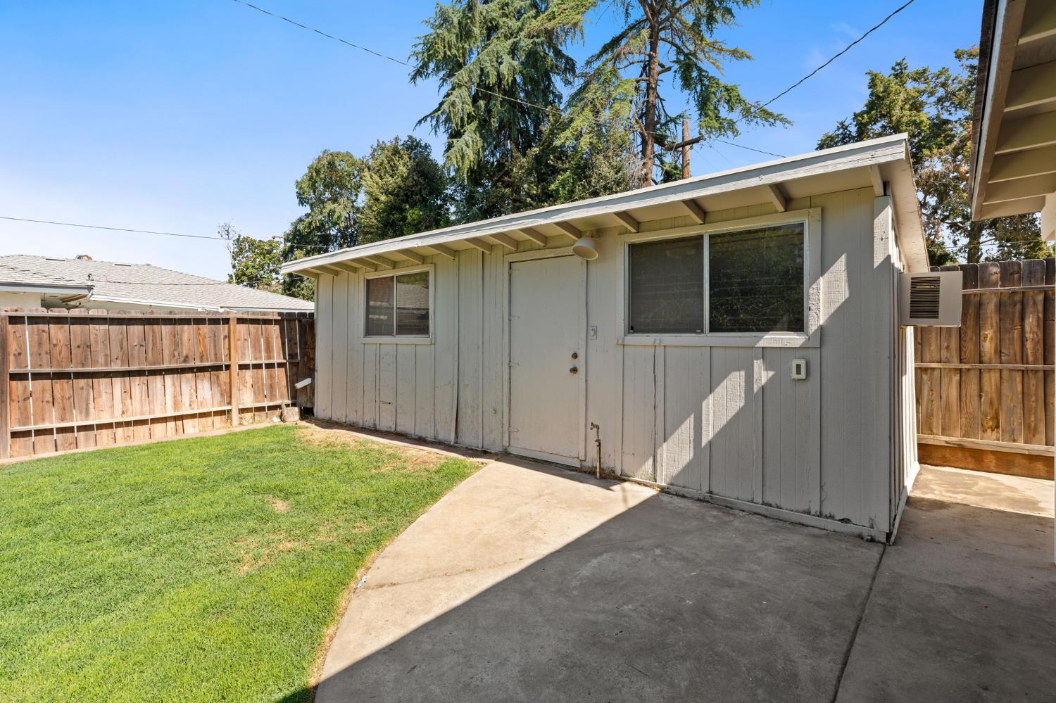 4627 N Ila Ave, Fresno, CA 93705