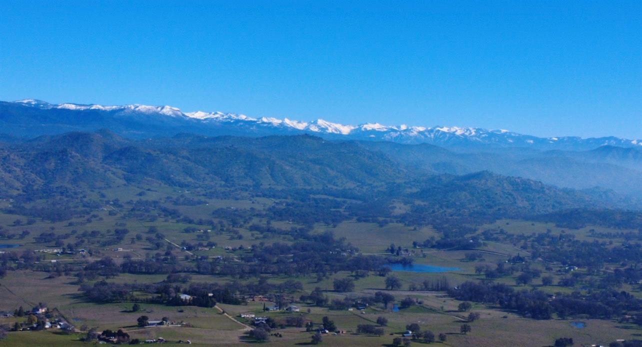 30284 Bear Mountain Rd, Yokuts Valley, CA 93675