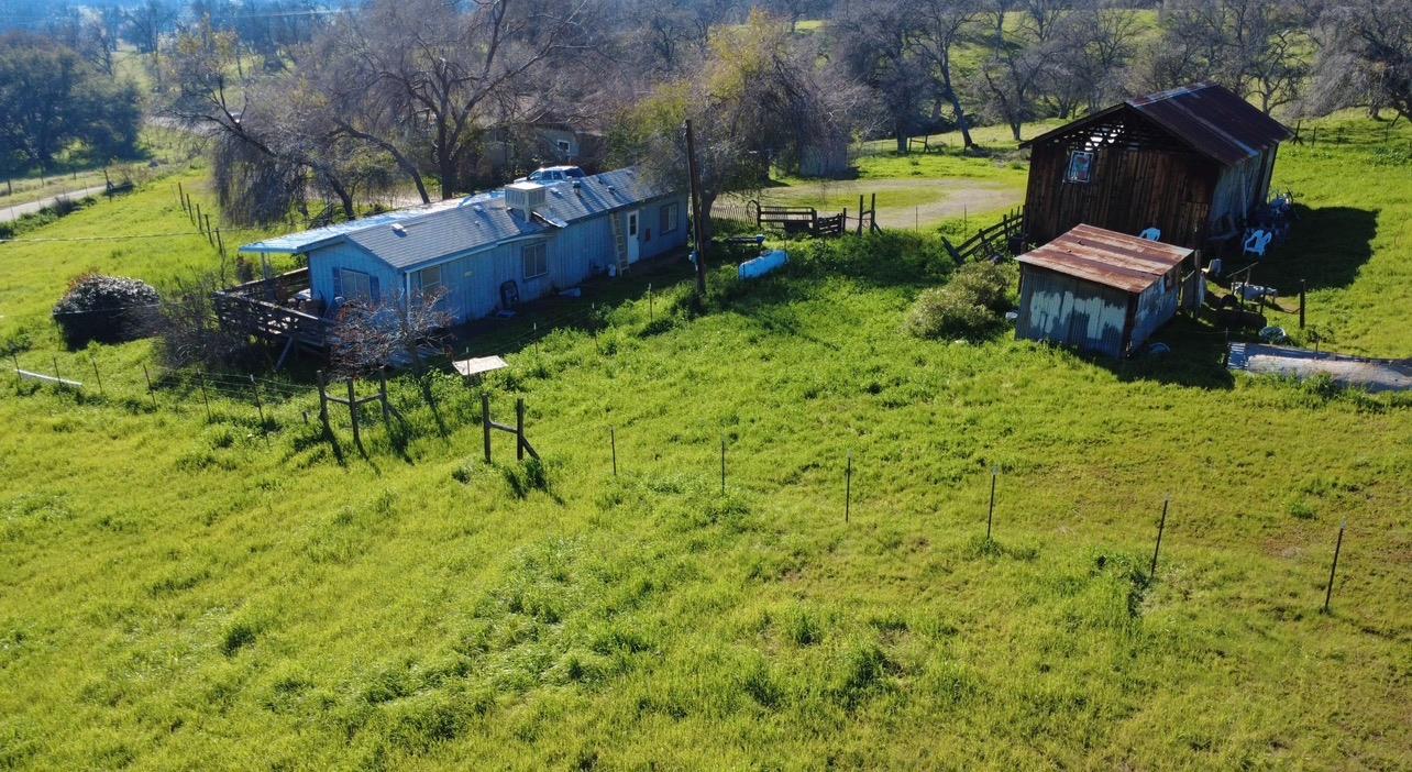 30284 Bear Mountain Rd, Yokuts Valley, CA 93675