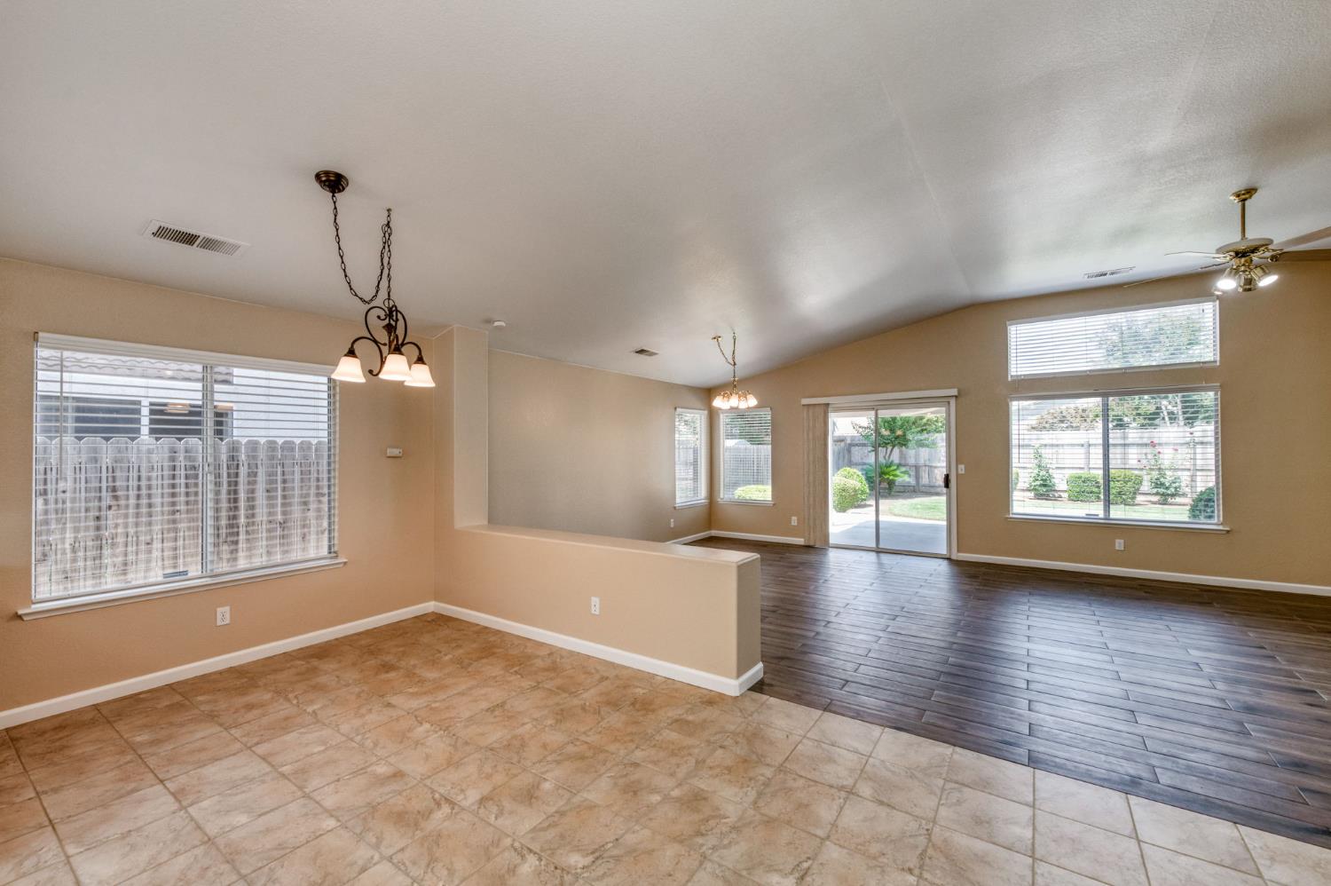 6133 N Marty Ave, Fresno, CA 93711