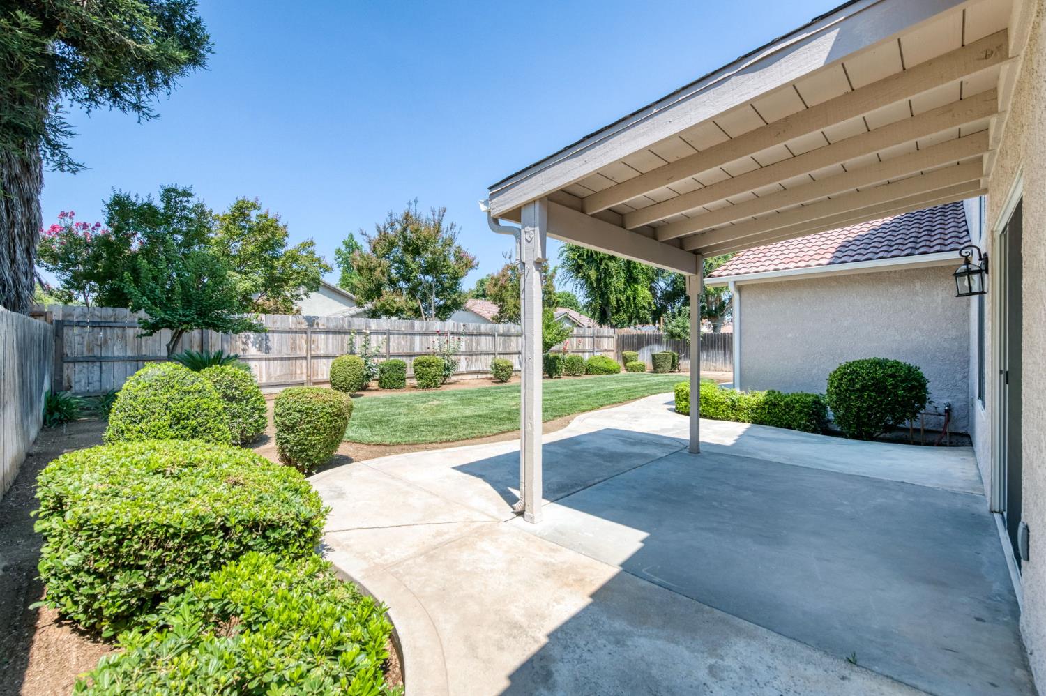 6133 N Marty Ave, Fresno, CA 93711