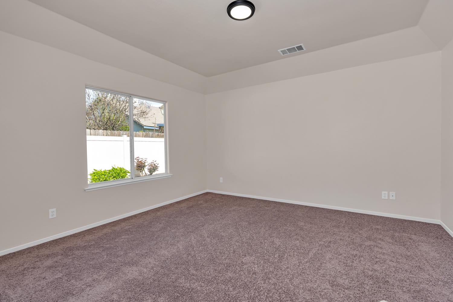 2324 E Fir, Fresno, CA 93720
