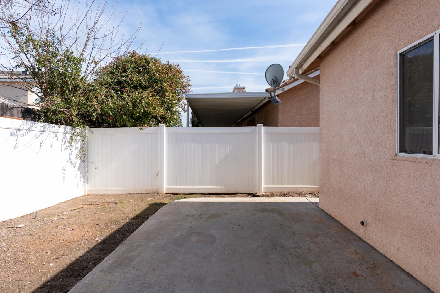 2324 E Fir, Fresno, CA 93720