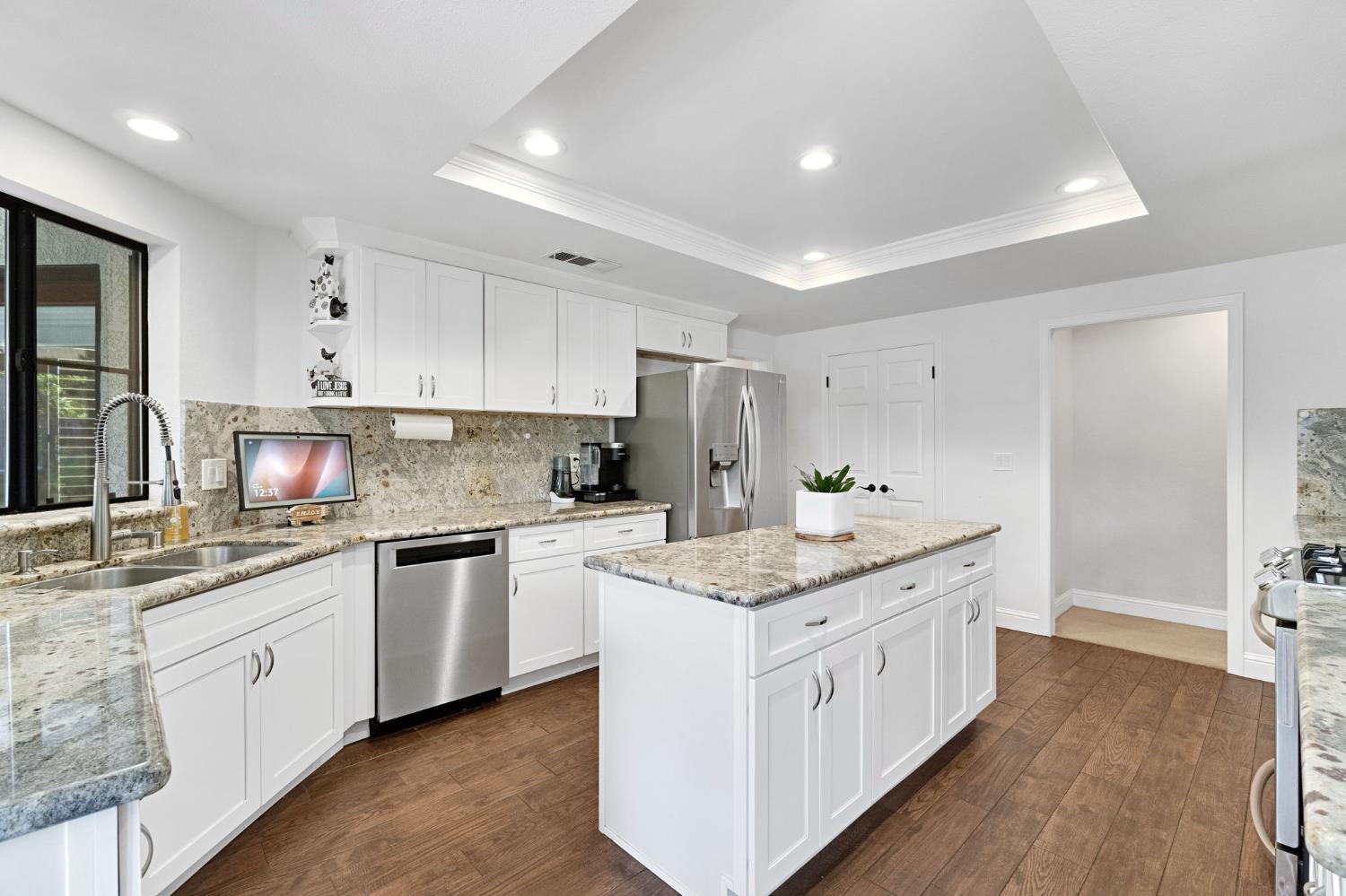 8814 N Spalding Ave, Fresno, CA 93720