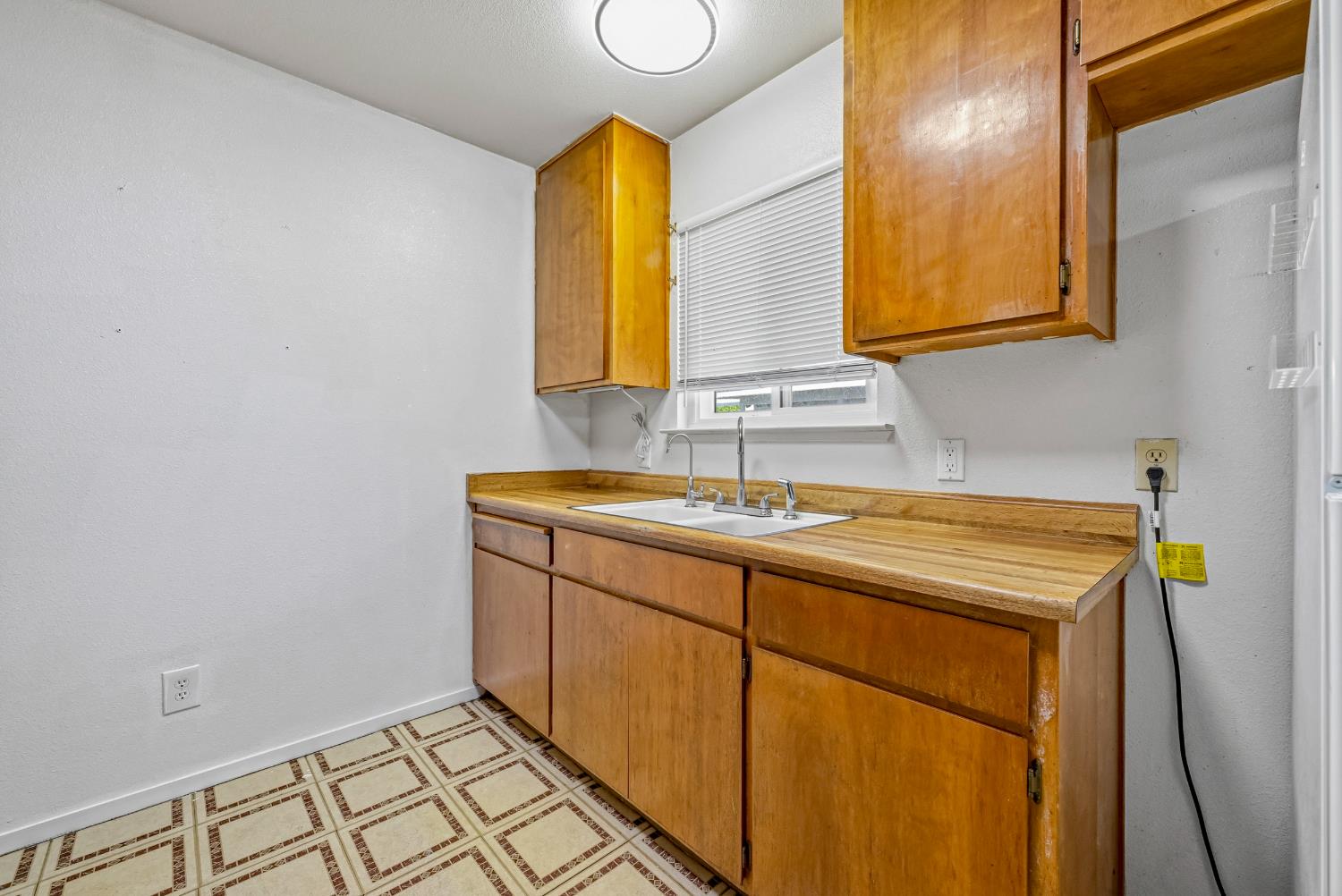 12733 Washington Ave, Le Grand, CA 95333