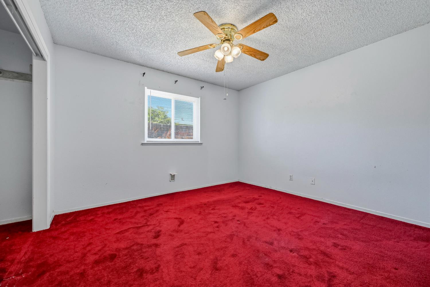12733 Washington Ave, Le Grand, CA 95333