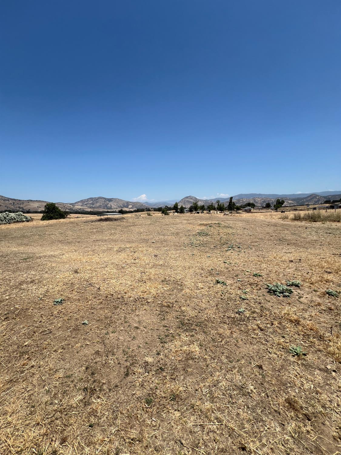 32644 Quail Ln, Yokuts Valley, CA 93675
