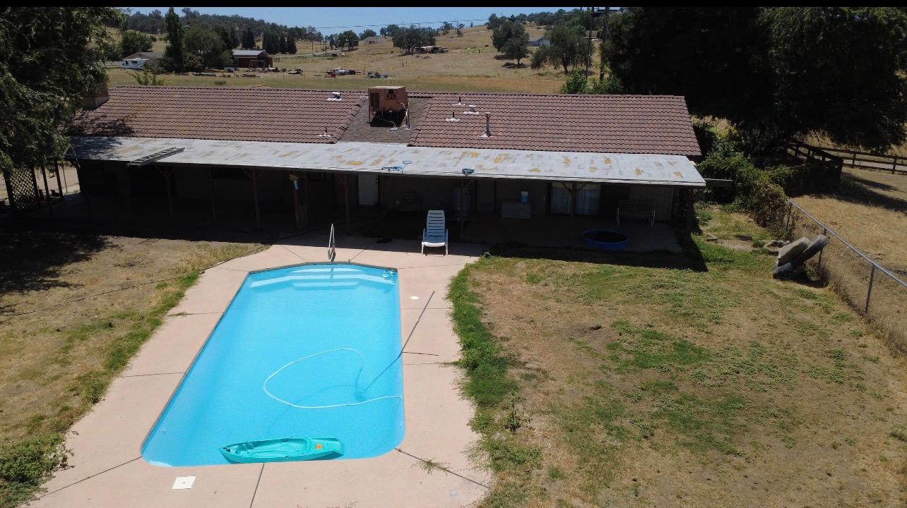 32644 Quail Ln, Yokuts Valley, CA 93675