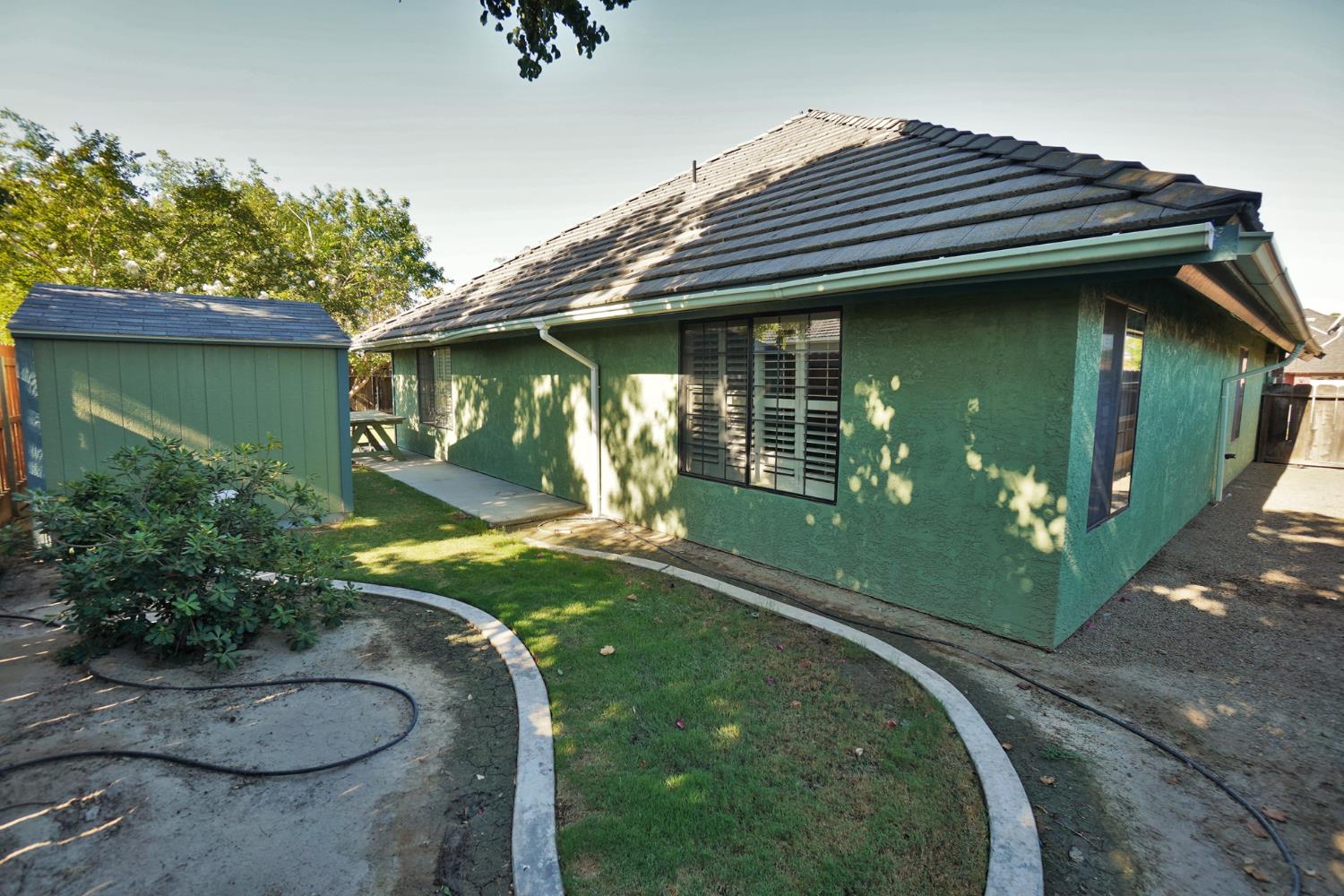 2479 Carter Way, Hanford, CA 93230