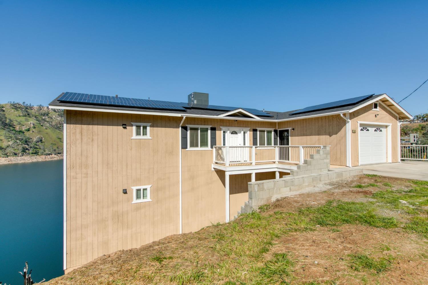 28053 Sky Harbour Rd, Friant, CA 93626