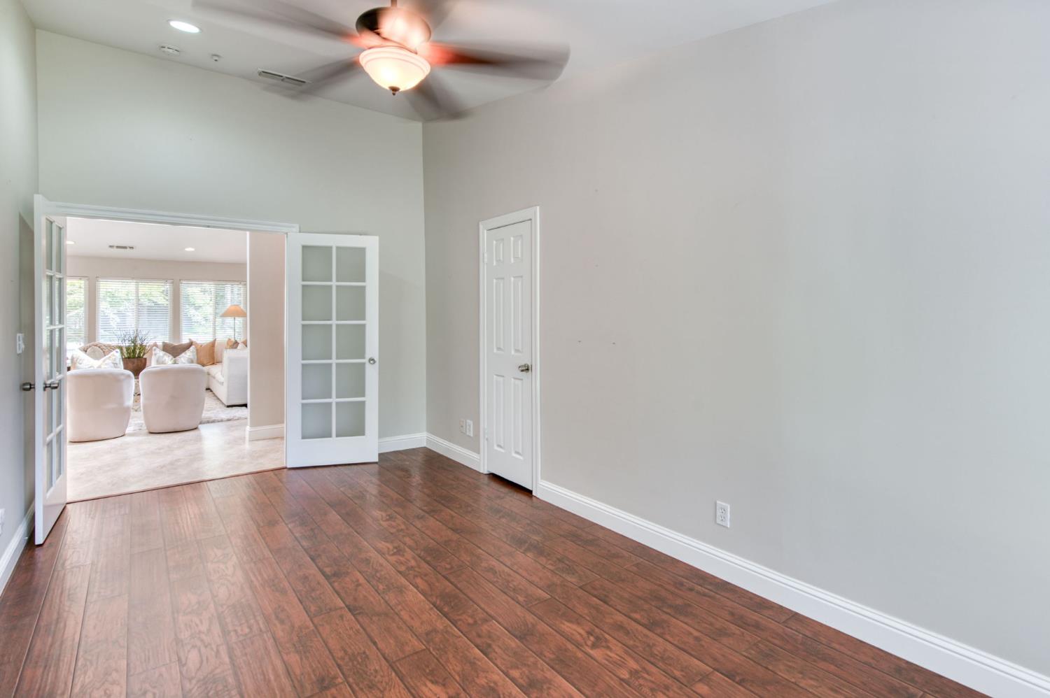 2510 W San Ramon Ave, Fresno, CA 93711