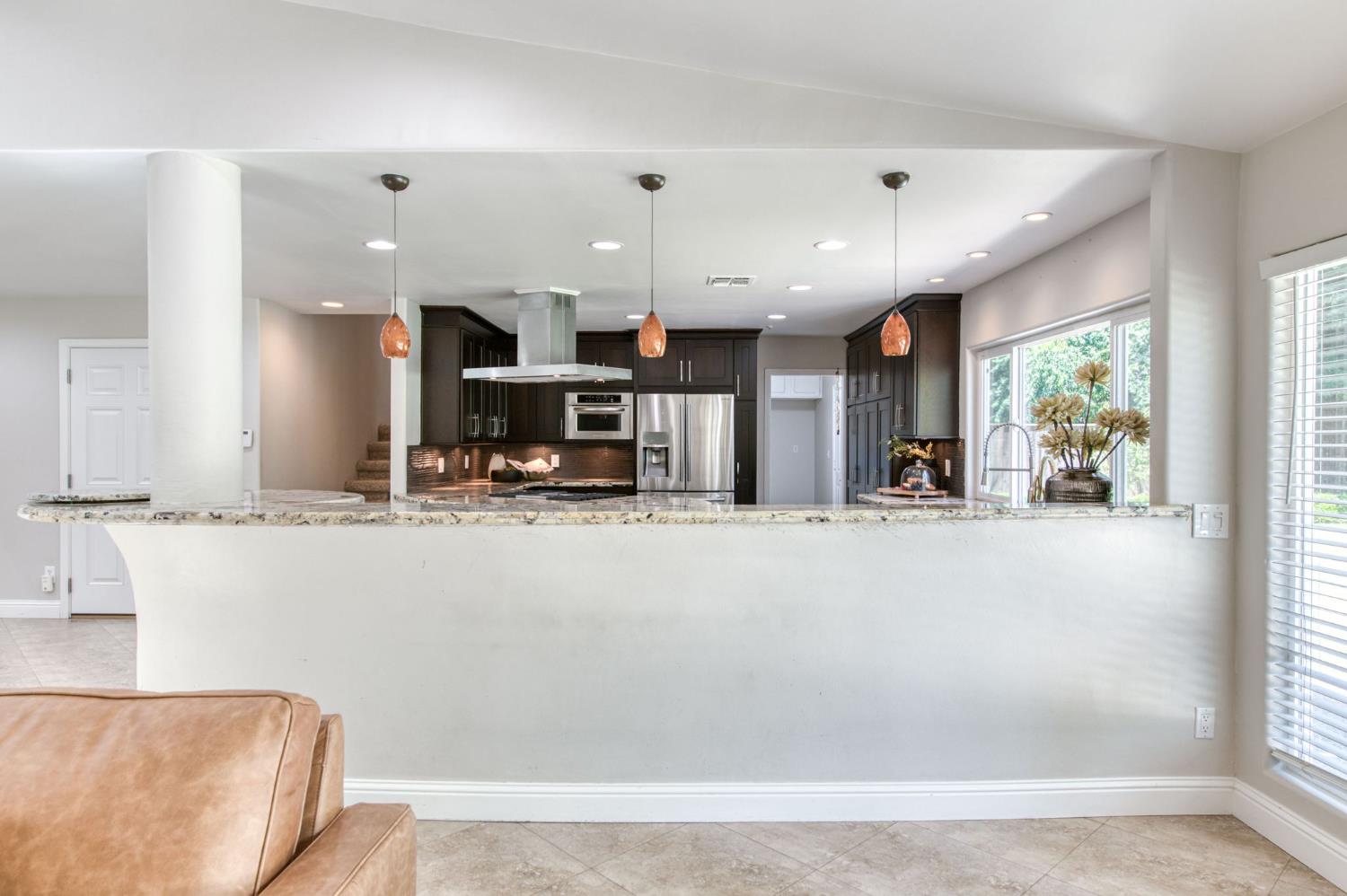 2510 W San Ramon Ave, Fresno, CA 93711