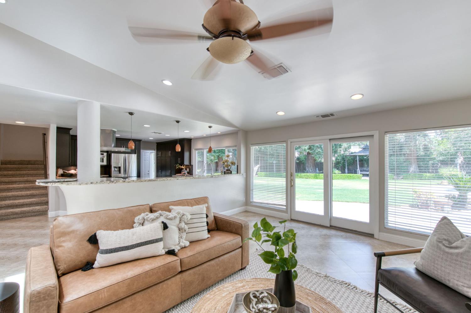 2510 W San Ramon Ave, Fresno, CA 93711