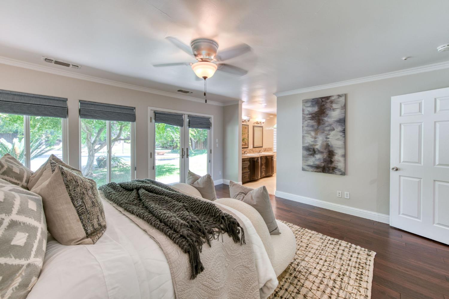 2510 W San Ramon Ave, Fresno, CA 93711