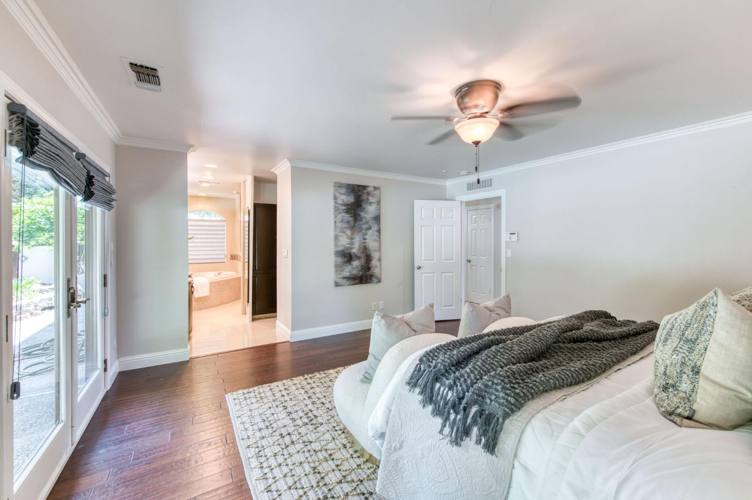 2510 W San Ramon Ave, Fresno, CA 93711